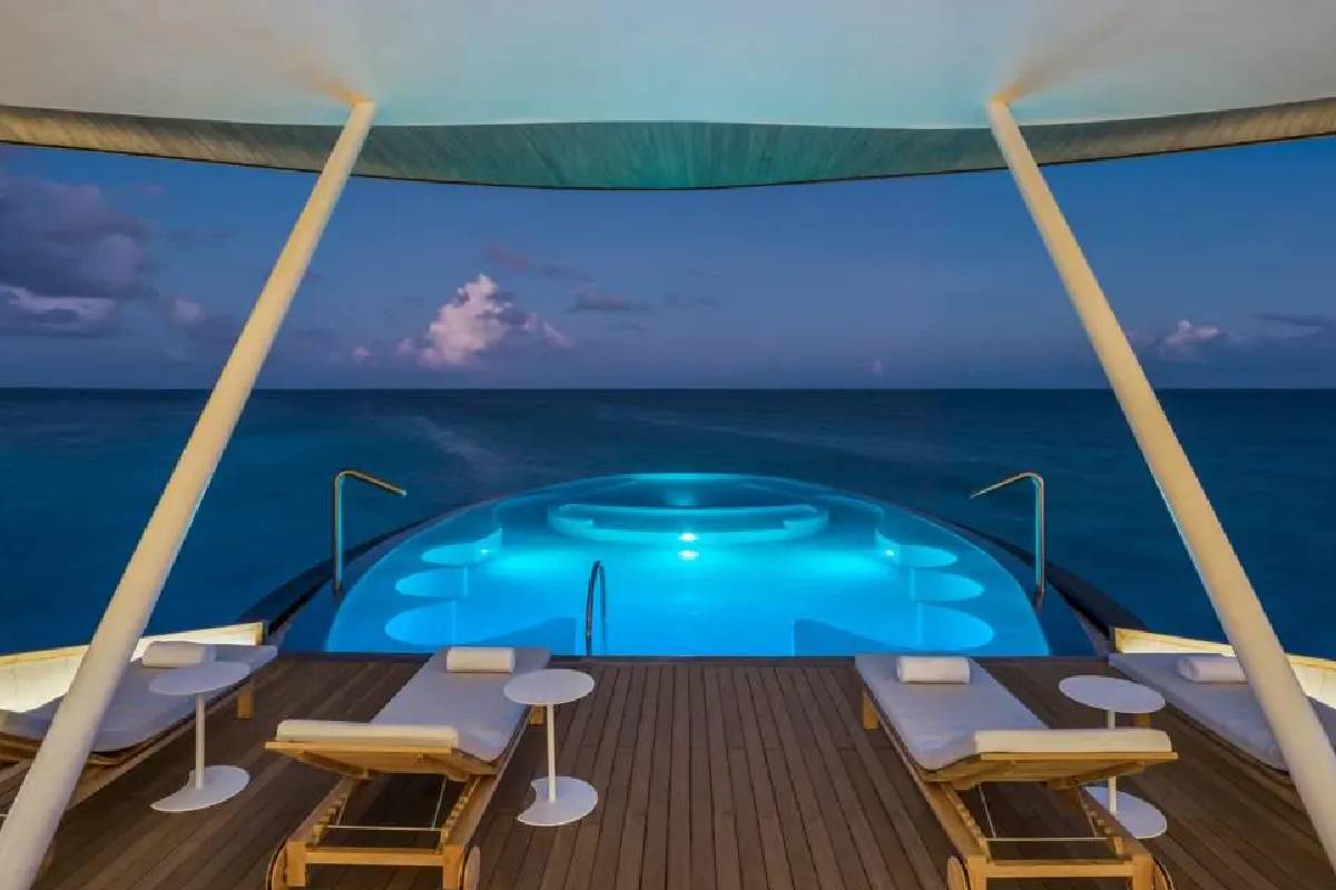 St. Regis Maldives Vommuli Resort4